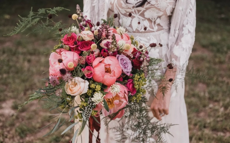 <Букеты полевых цветов — на свадьбу бохо
